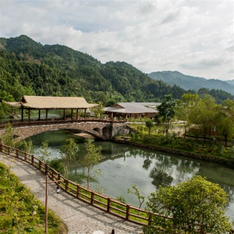 南湖東岸別墅|和平熱龍温泉度假村